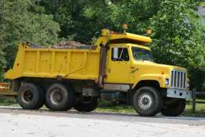 How to Use Social Media Marketing for a Dump Truck Business